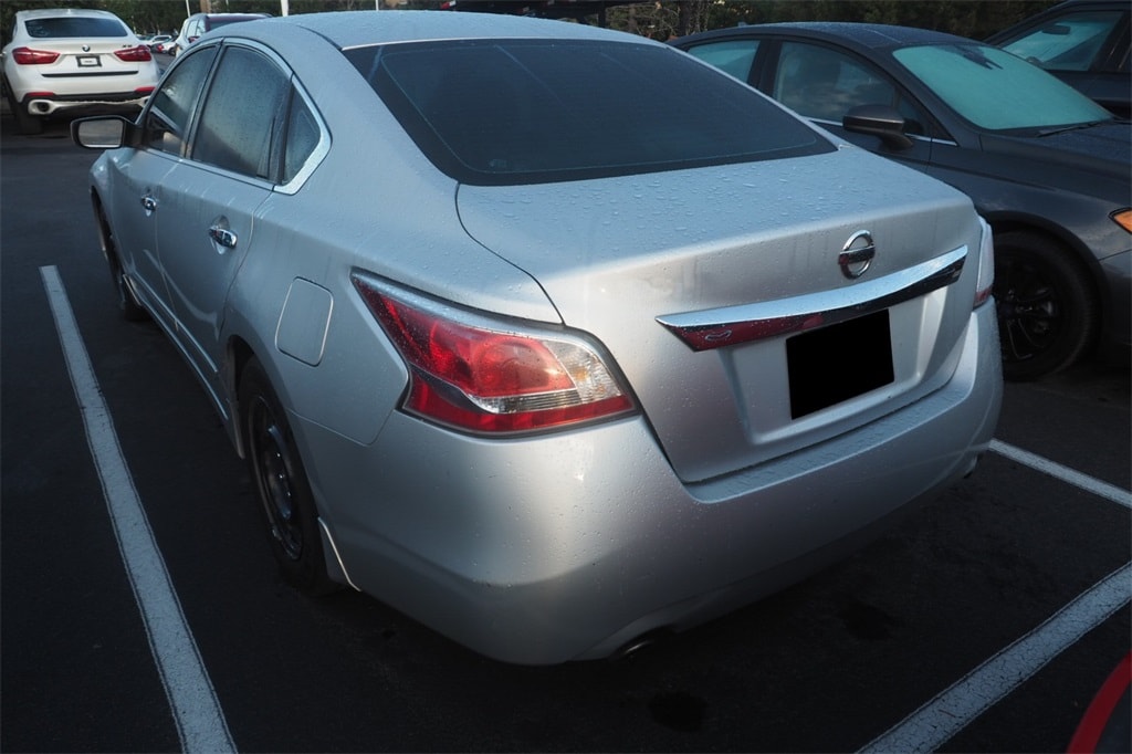 Used 2015 Nissan Altima 2.5 S Sedan