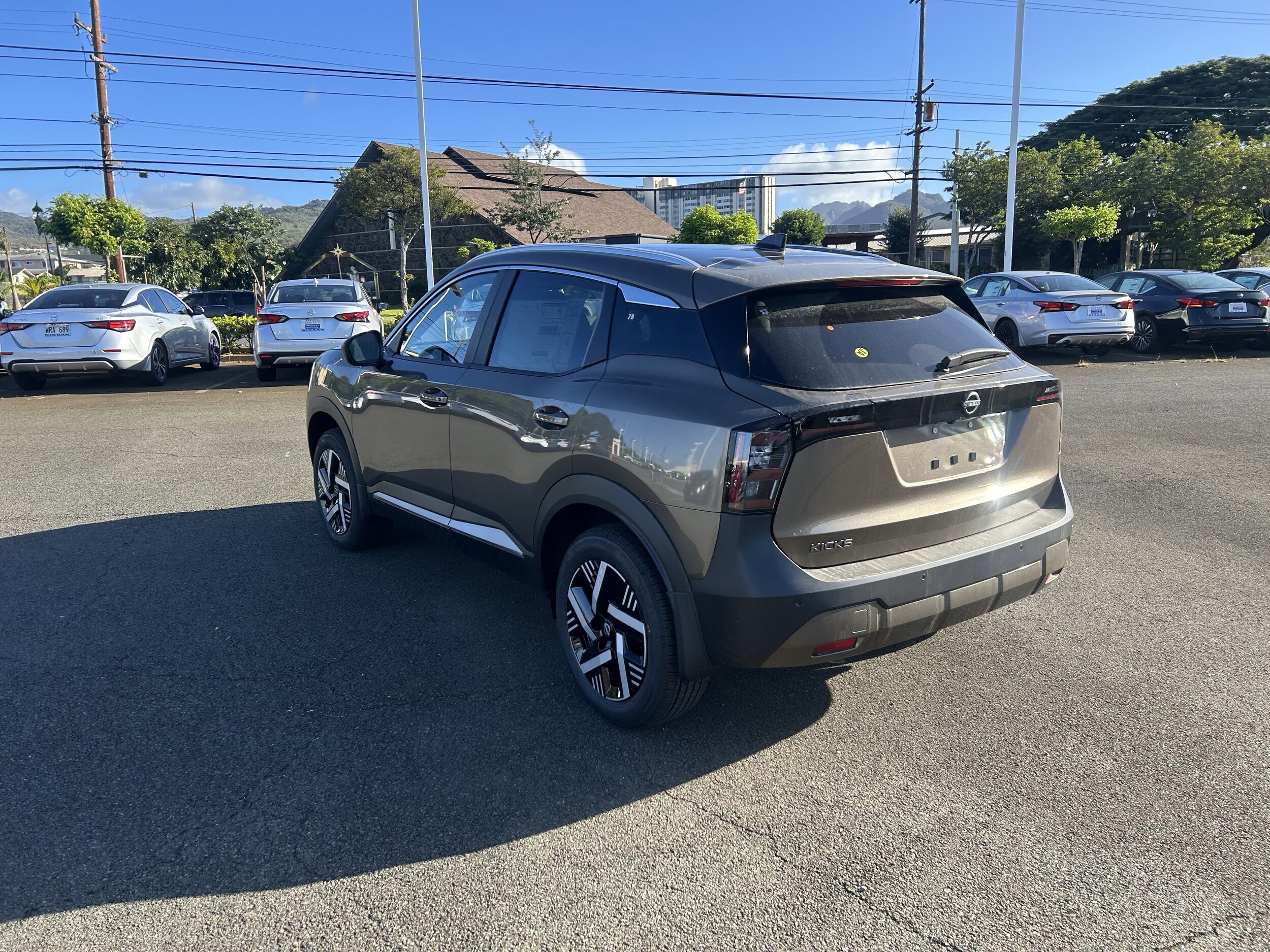 2026 Nissan Kicks SV photo 2