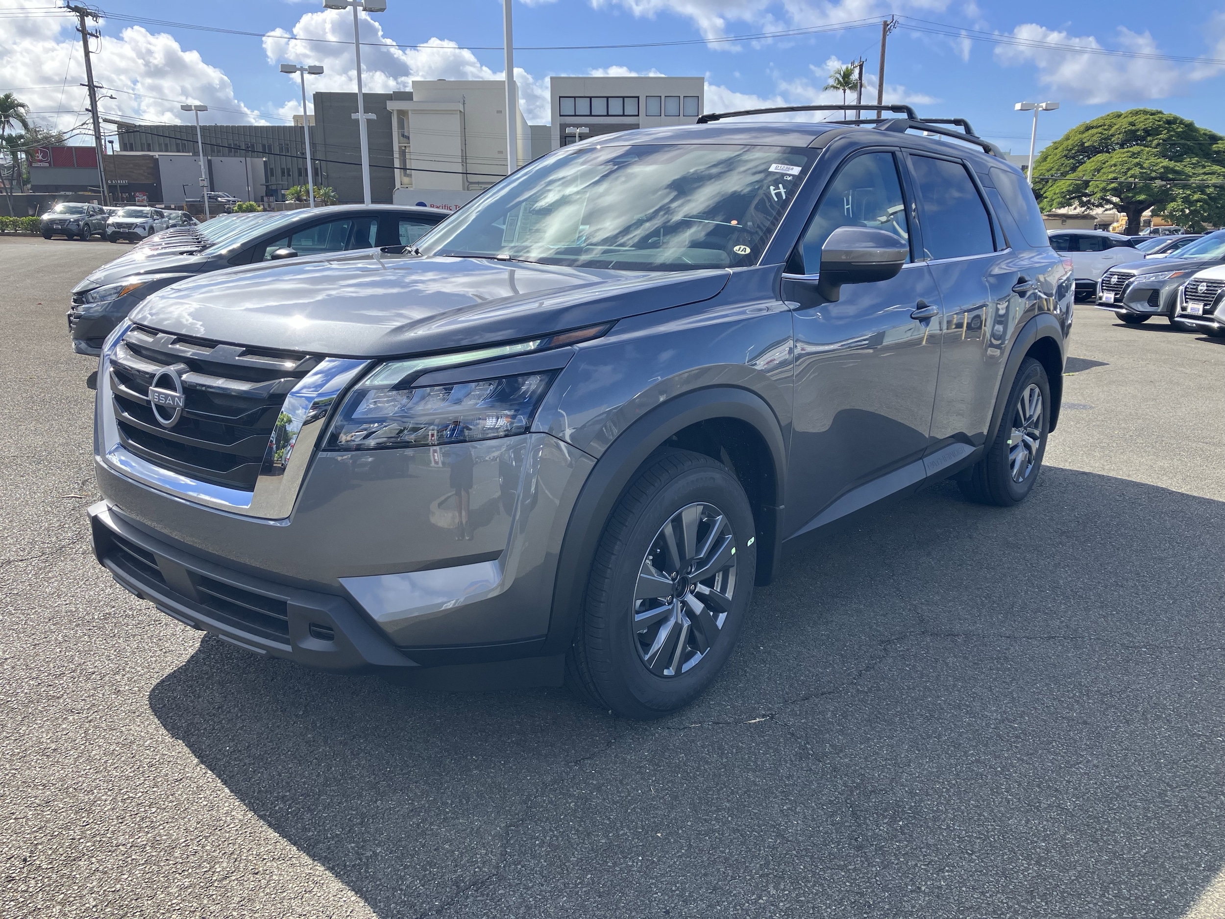 2025 Nissan Pathfinder SUV 