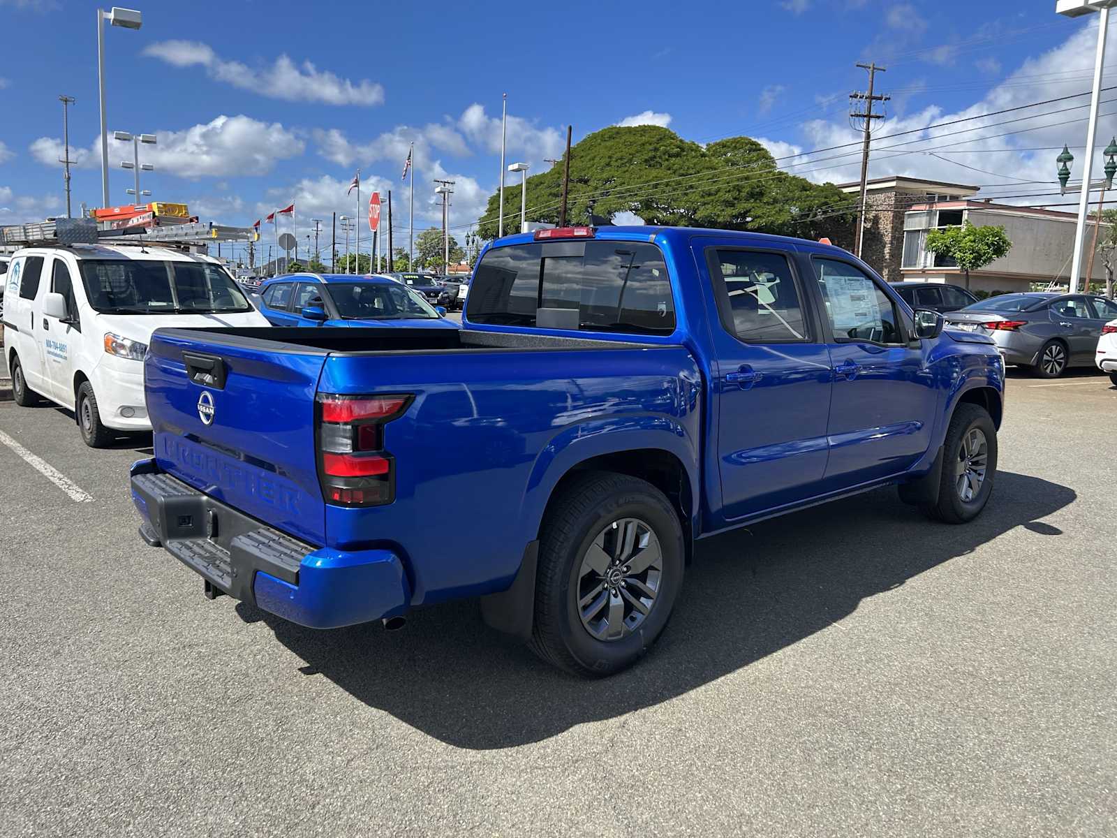 2026 Nissan Frontier SV - Photo 3