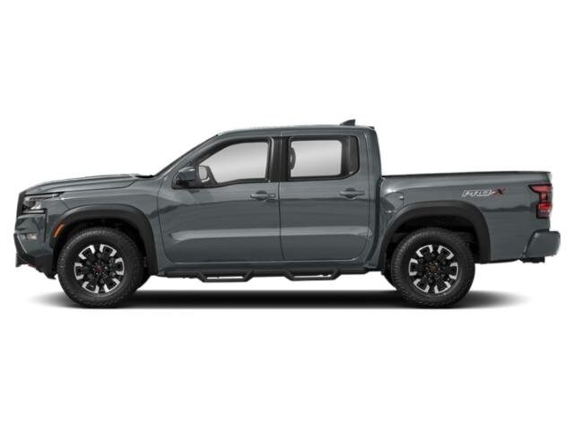 2022 Nissan Frontier Crew Cab PRO-4X photo 3
