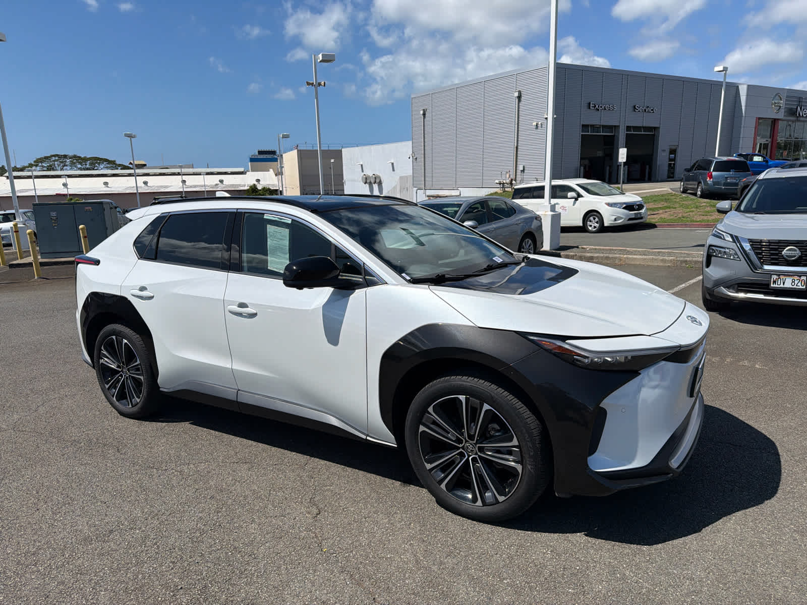 Used 2023 Toyota bZ4X Limited with VIN JTMAAAAA8PA006244 for sale in Honolulu, HI