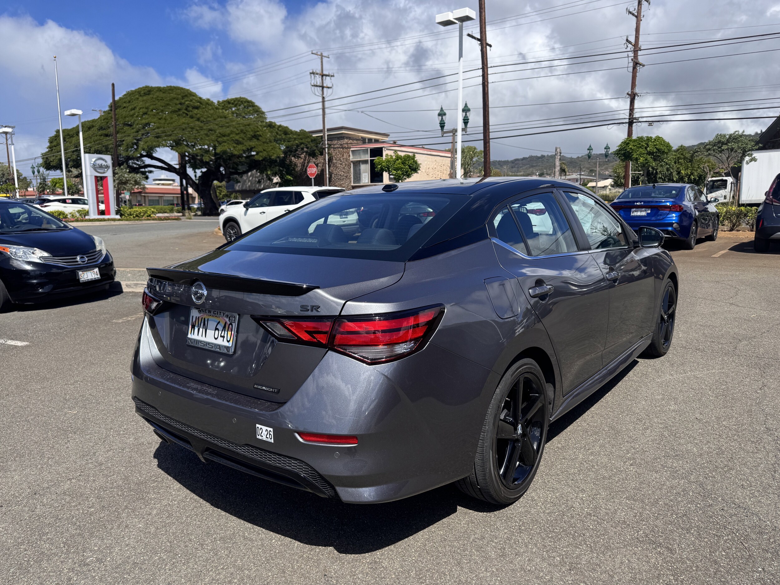 2022 Nissan Sentra SR photo 3