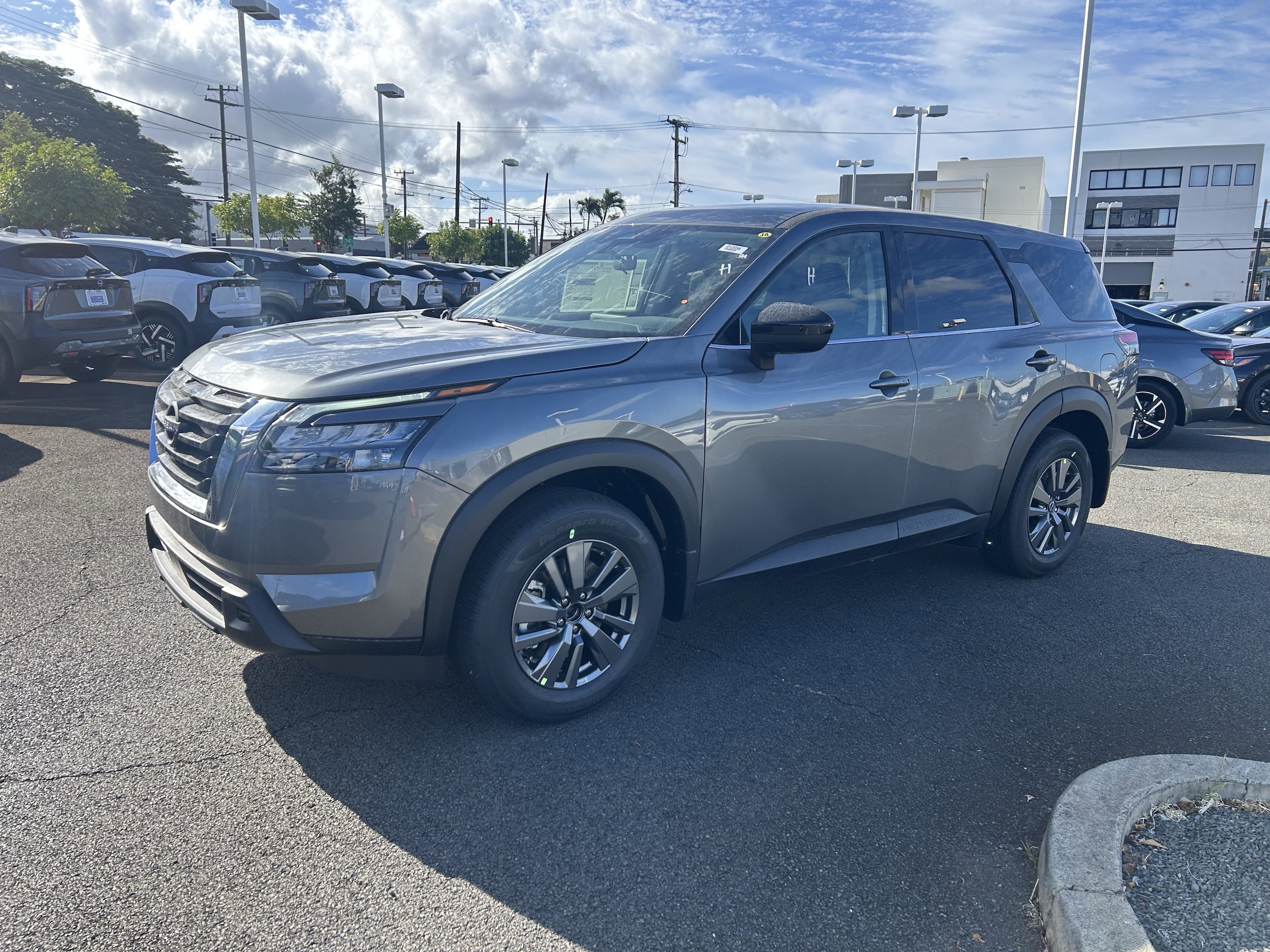 2025 Nissan Pathfinder SUV 