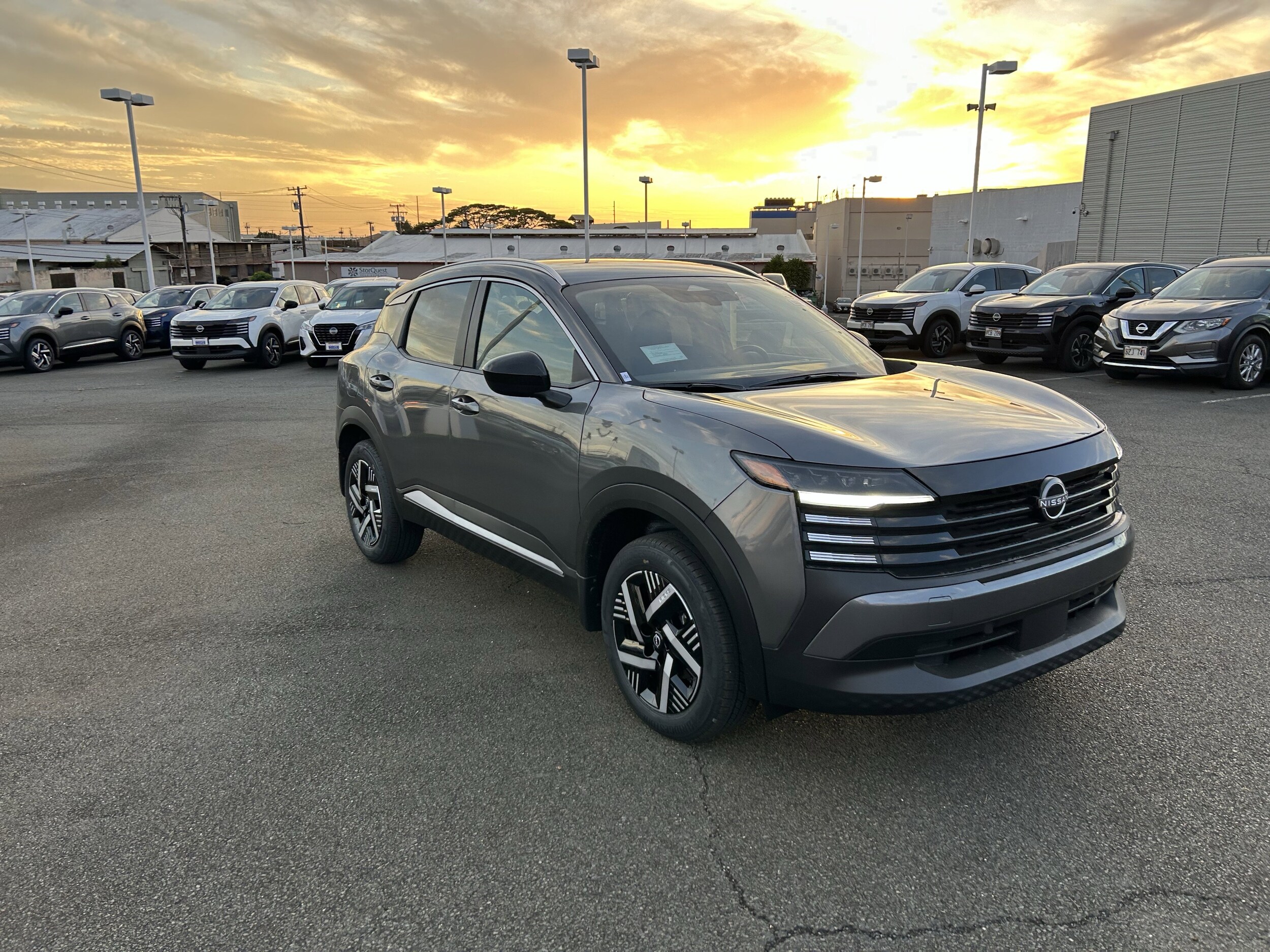 2026 Nissan Kicks SV photo 2