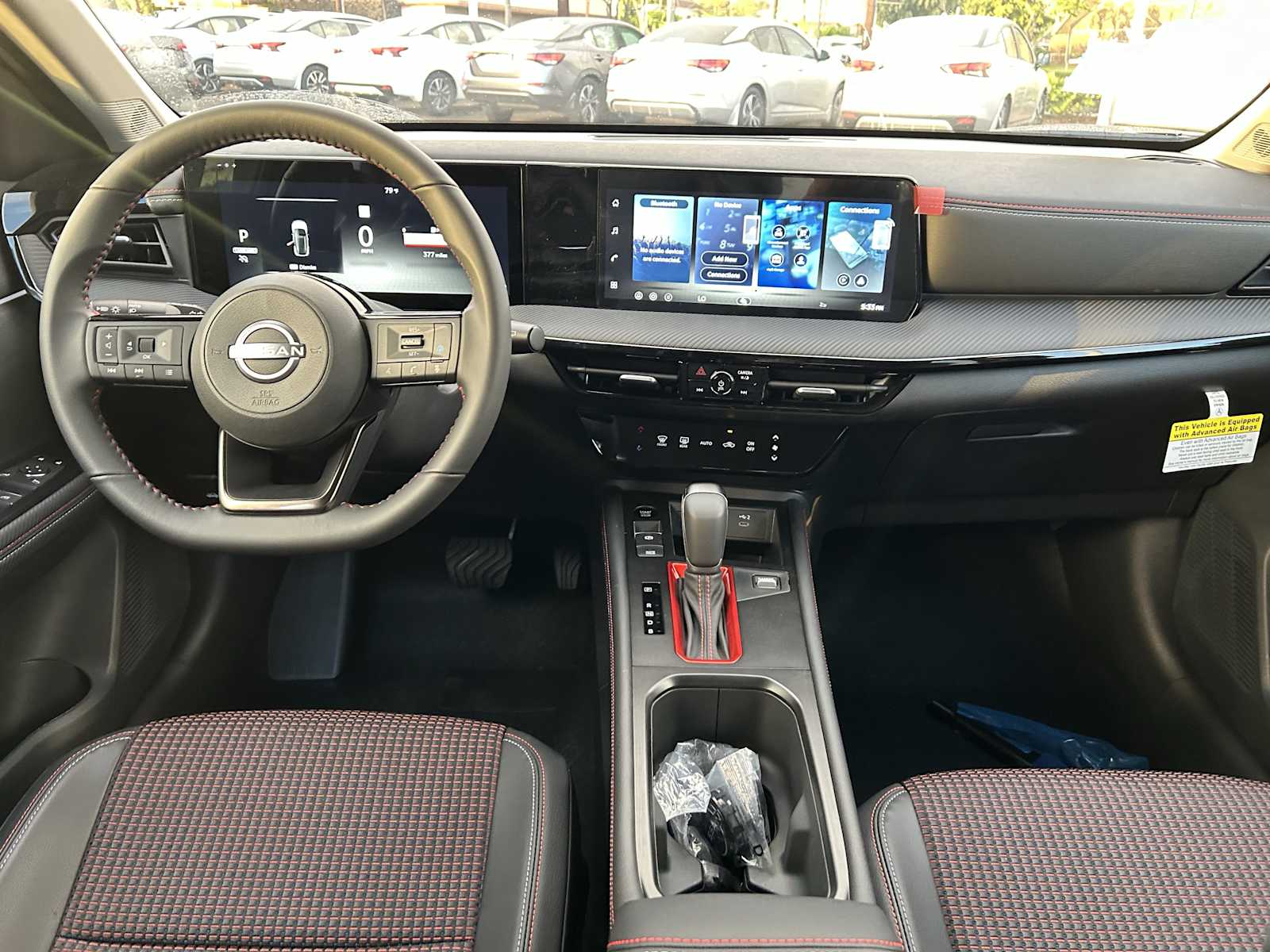 2026 Nissan KICKS SR - Photo 10