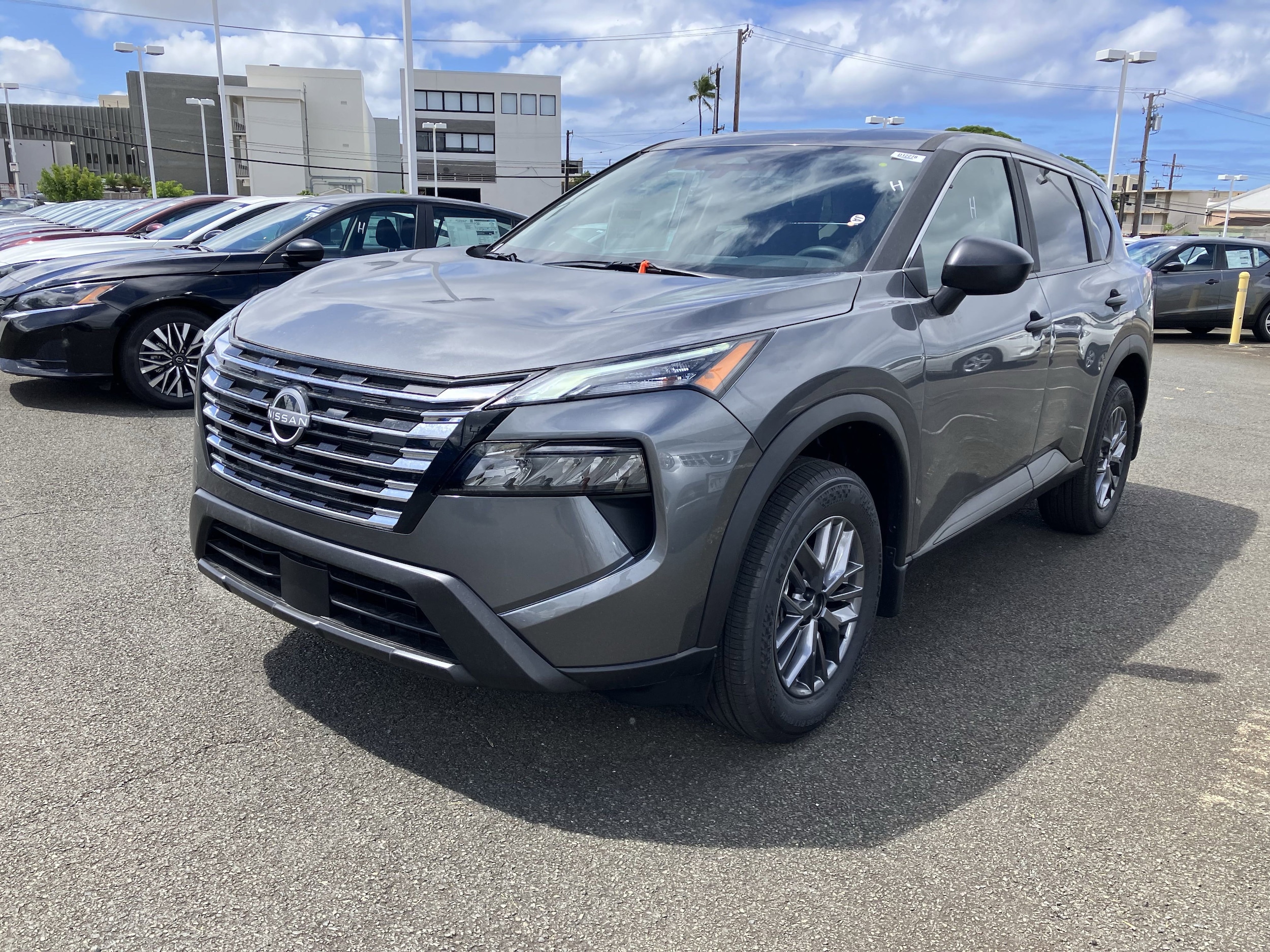 2025 Nissan Rogue S