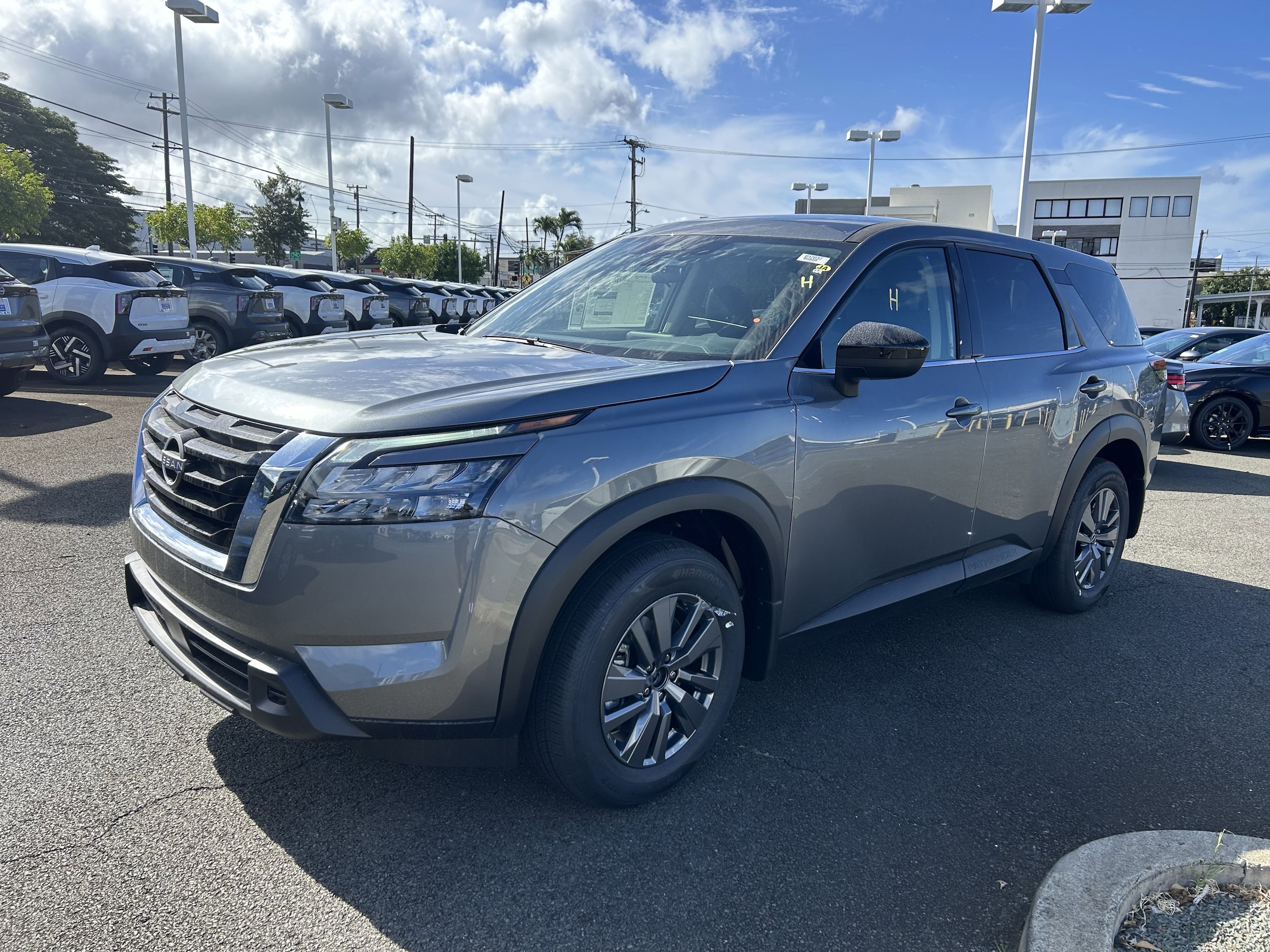 2025 Nissan Pathfinder SUV 