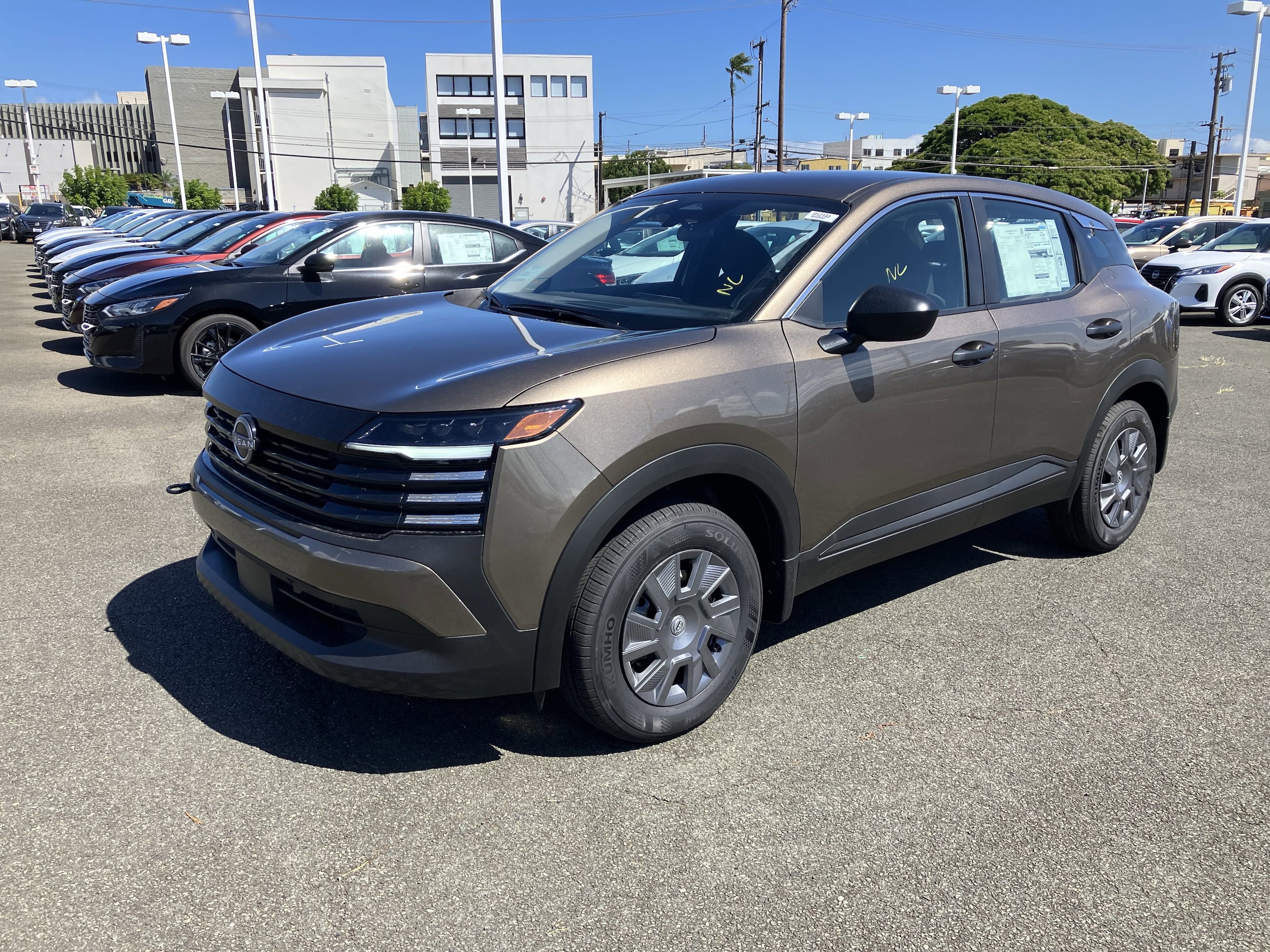 2025 Nissan Kicks SUV 