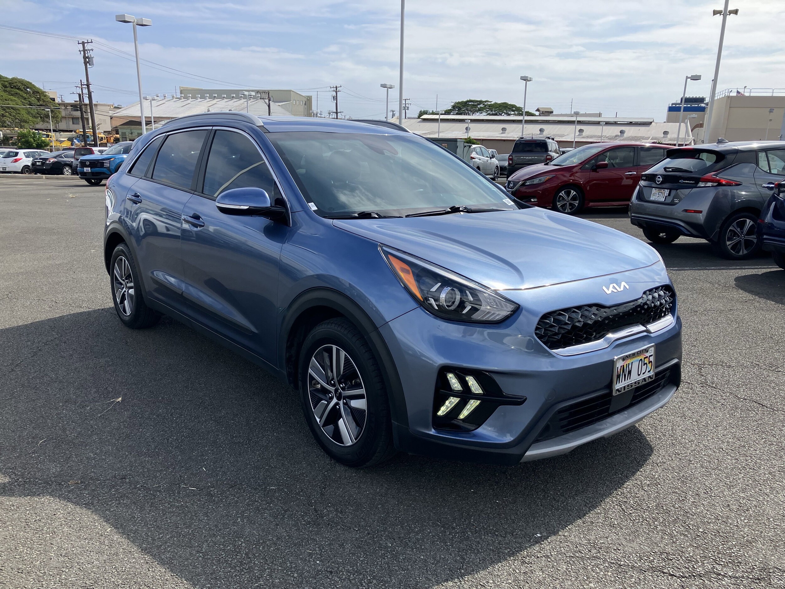 Used 2022 Kia Niro EX Premium with VIN KNDCE3LC1N5530235 for sale in Honolulu, HI