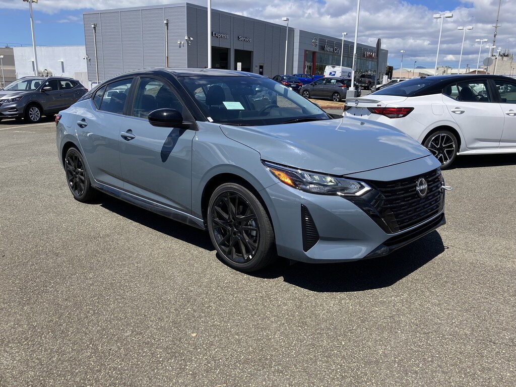 New 2025 Nissan Sentra SR Sedan