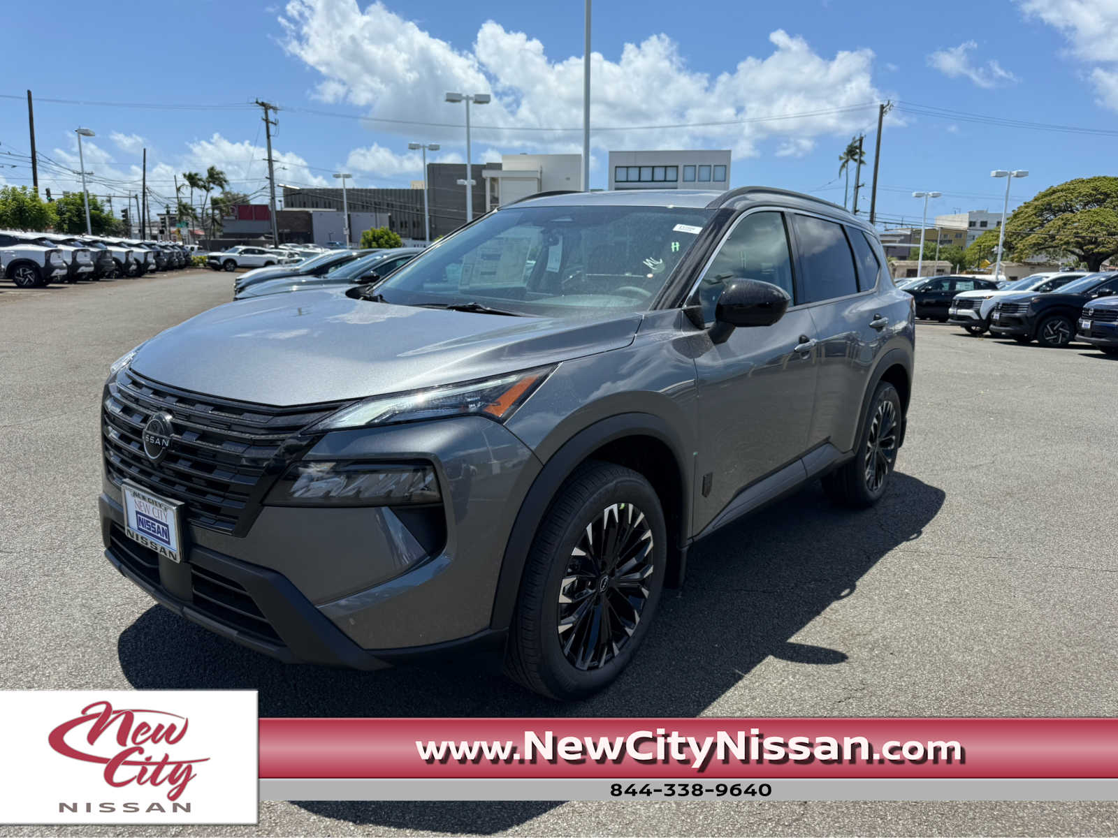 2026 Nissan Rogue Dark Armor's photo