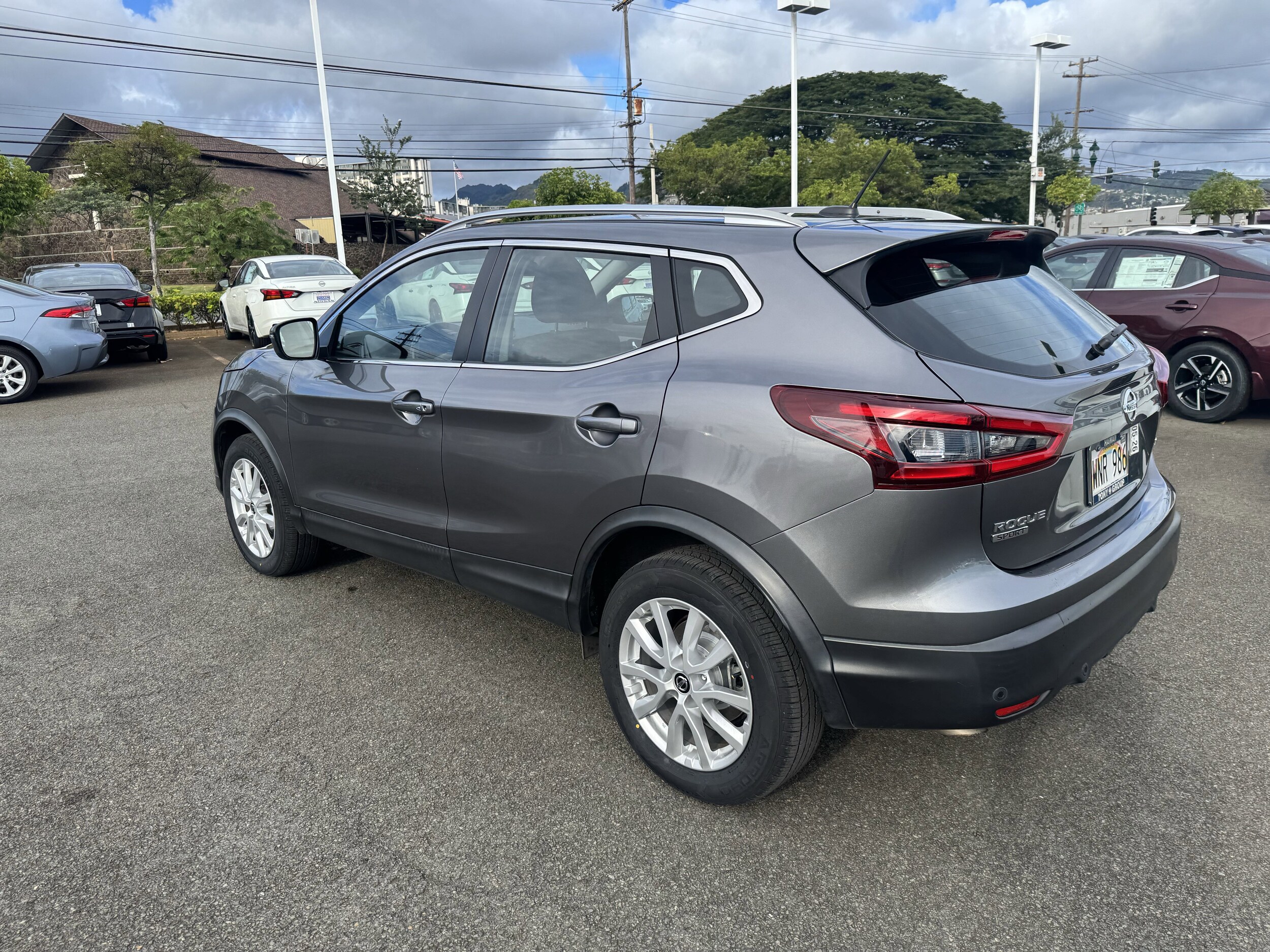 2022 Nissan Rogue Sport SV photo 4
