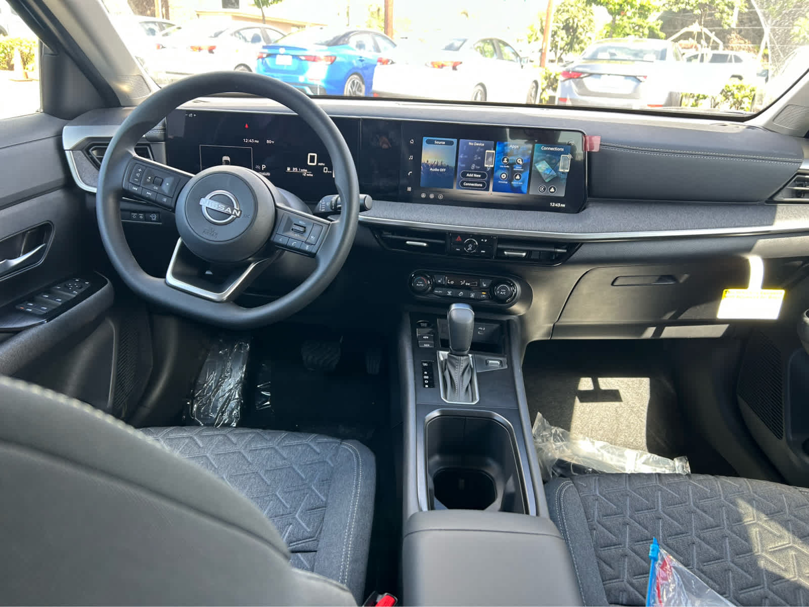2026 Nissan KICKS SV - Photo 10