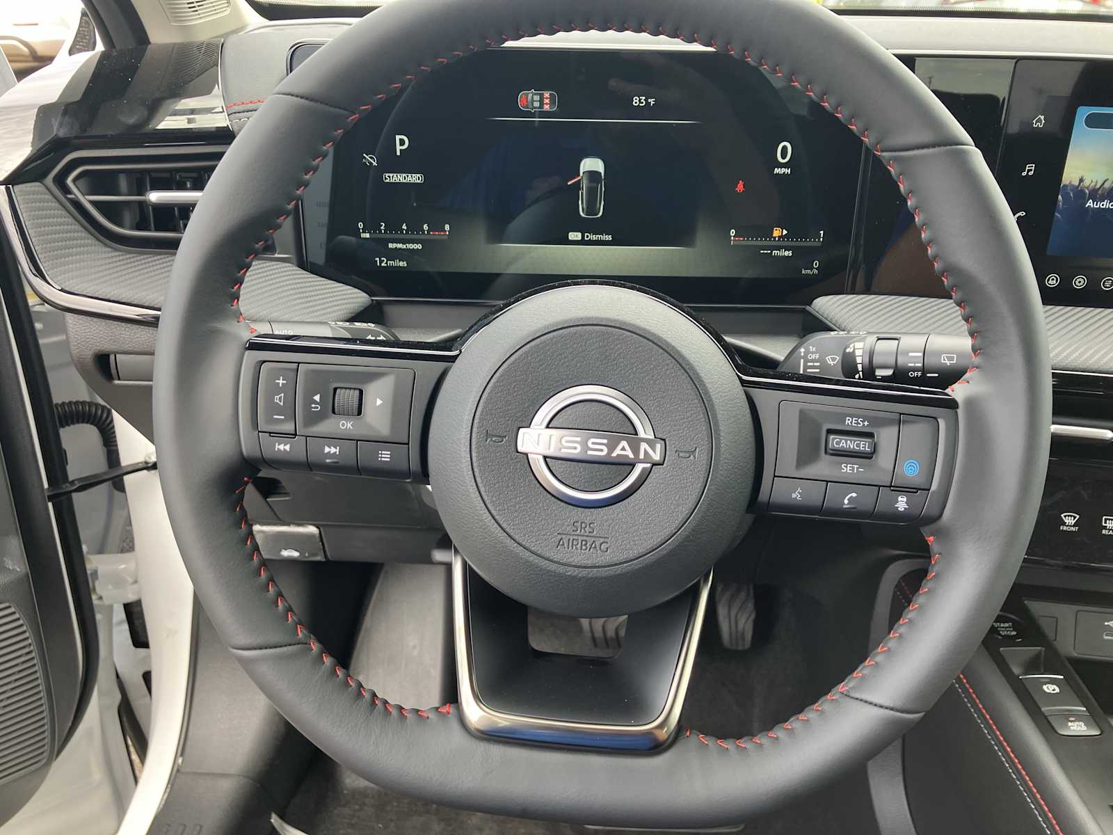 2026 Nissan KICKS SR - Photo 6