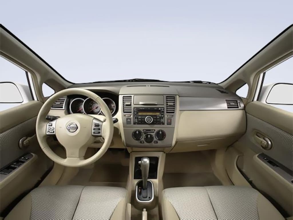 Used 2009 Nissan Versa 1.8 S HB I4 Auto 1.8 S