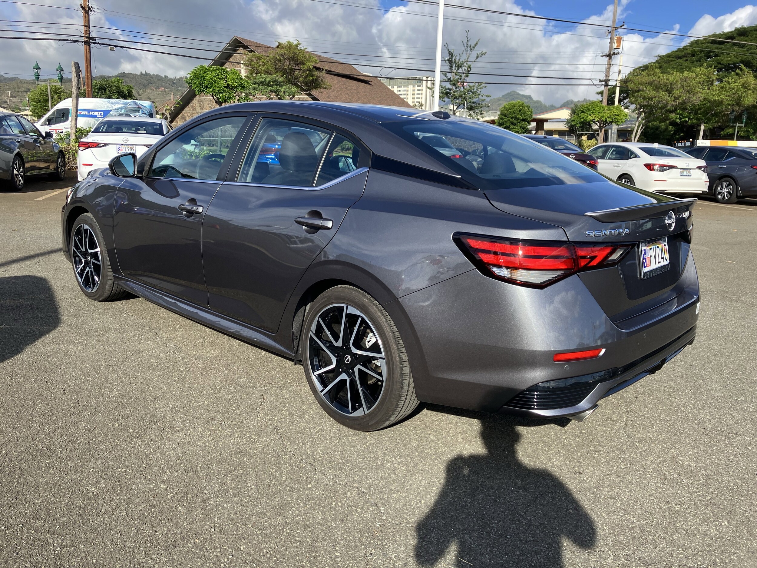 2025 Nissan Sentra SR photo 3