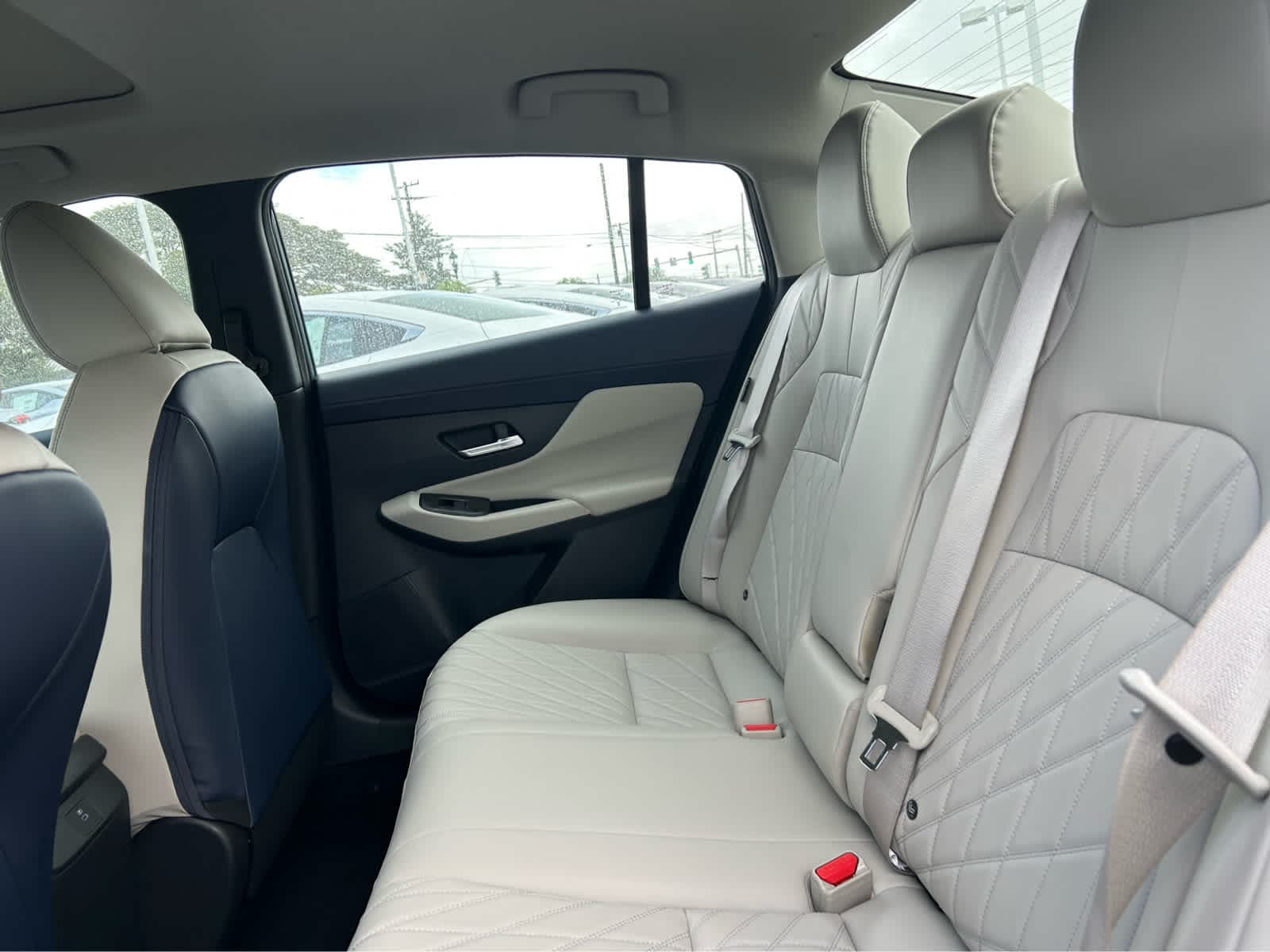 2026 Nissan Sentra SL - Photo 9