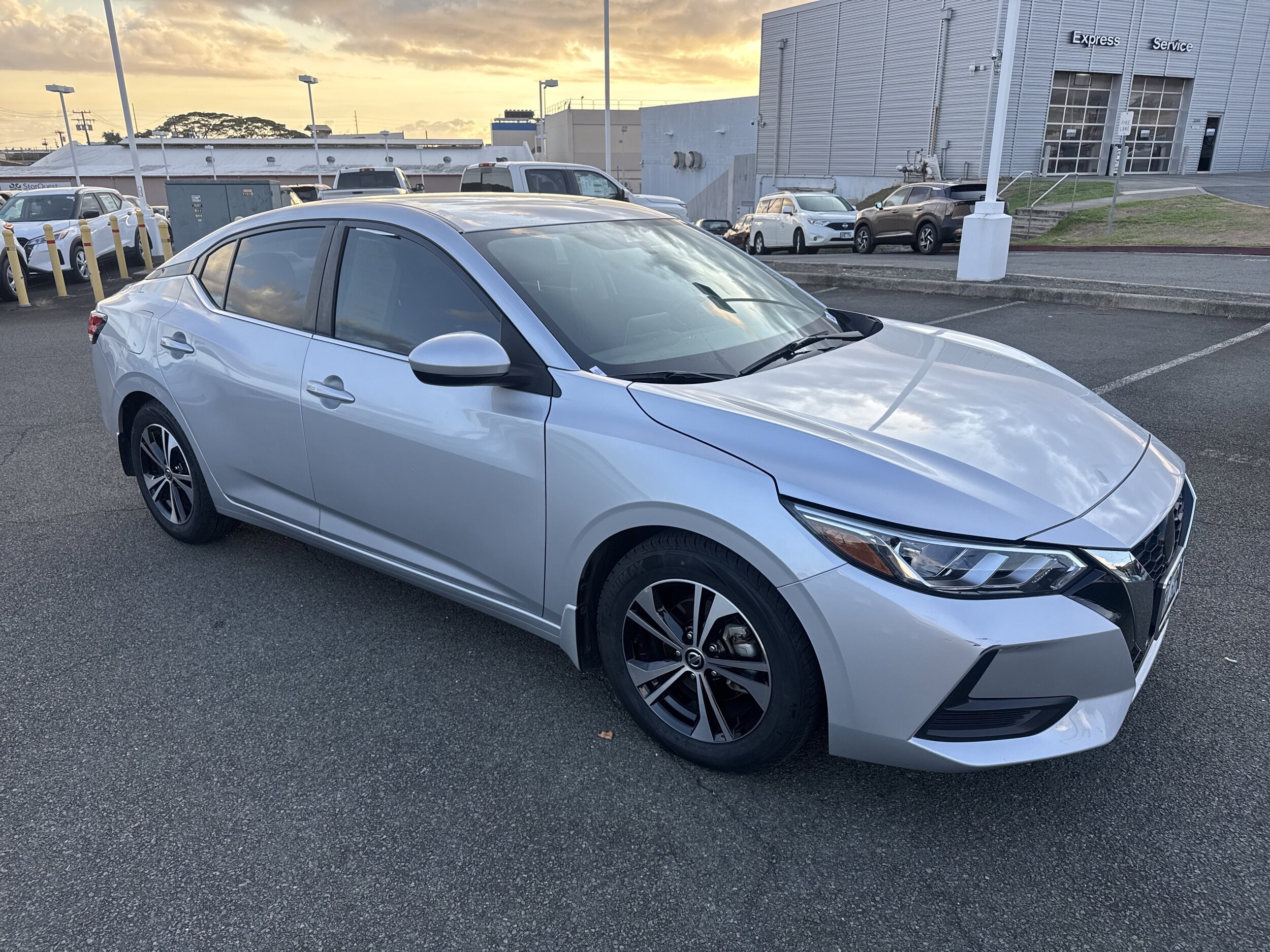 2022 Nissan Sentra SV photo 2