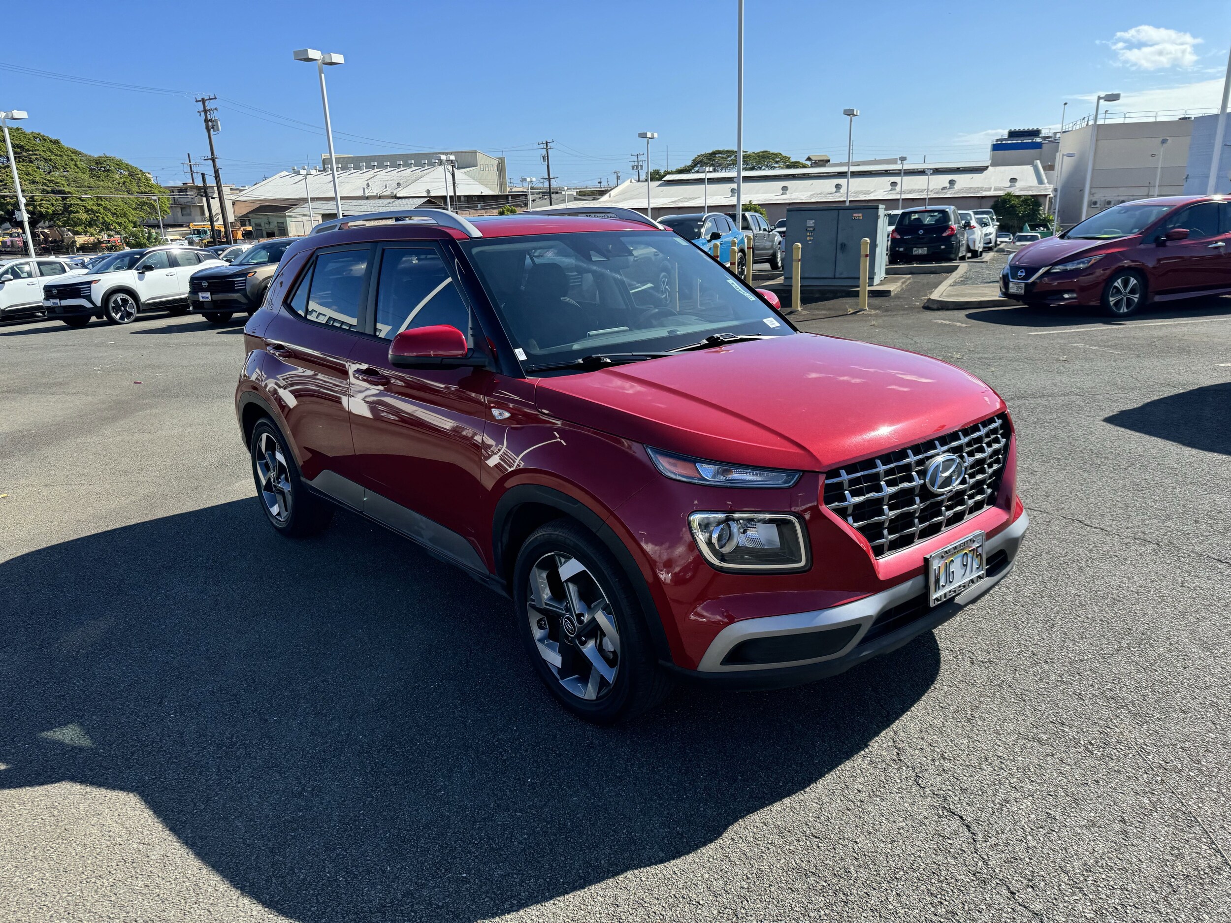 Used 2022 Hyundai Venue SEL with VIN KMHRC8A3XNU178466 for sale in Honolulu, HI