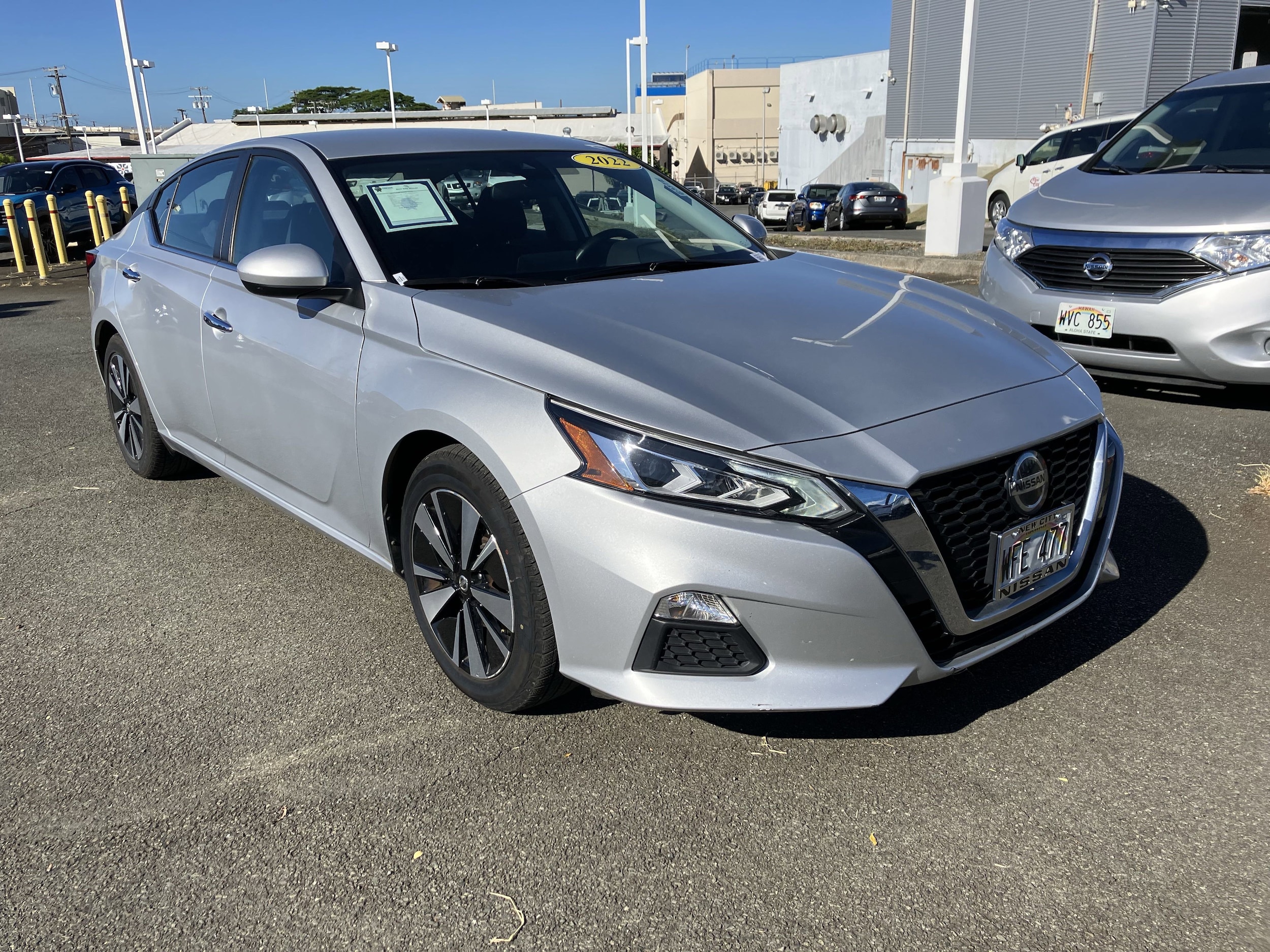Used 2022 Nissan Altima SV with VIN 1N4BL4DV5NN300341 for sale in Honolulu, HI
