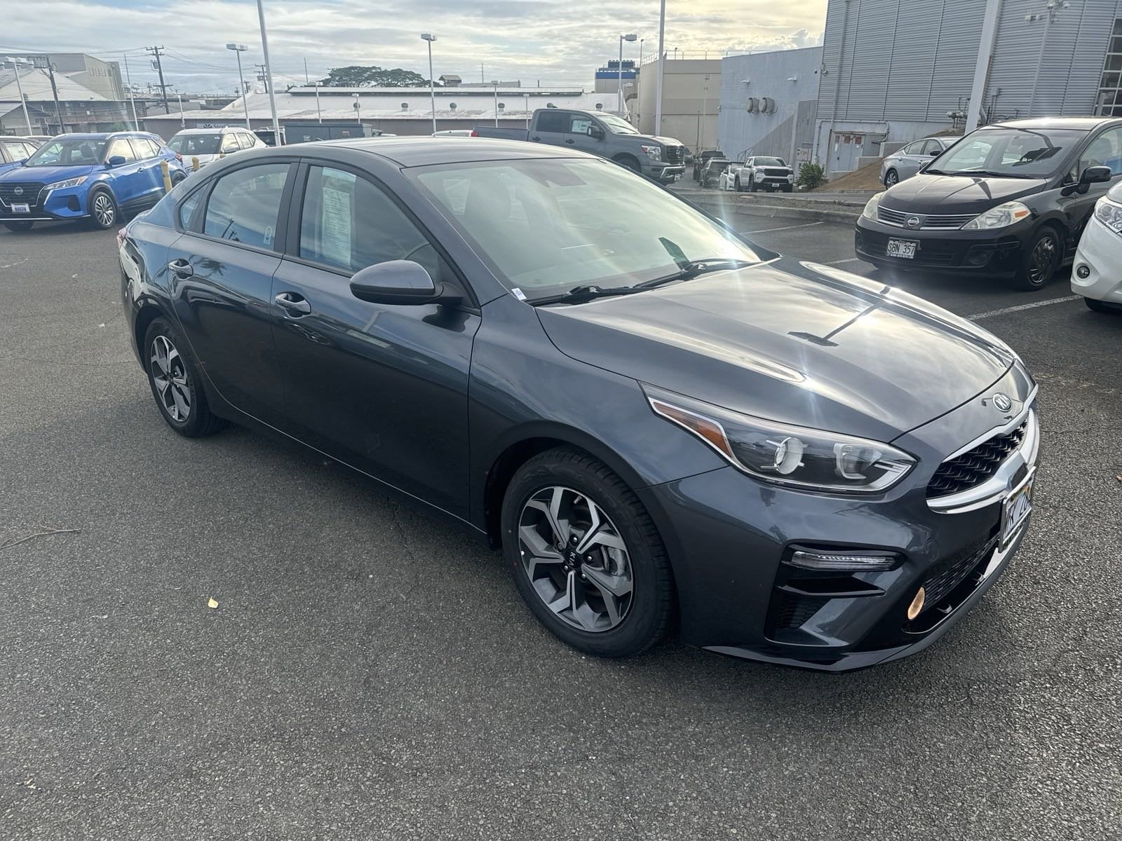 Used 2021 Kia Forte LXS with VIN 3KPF24AD4ME358261 for sale in Honolulu, HI