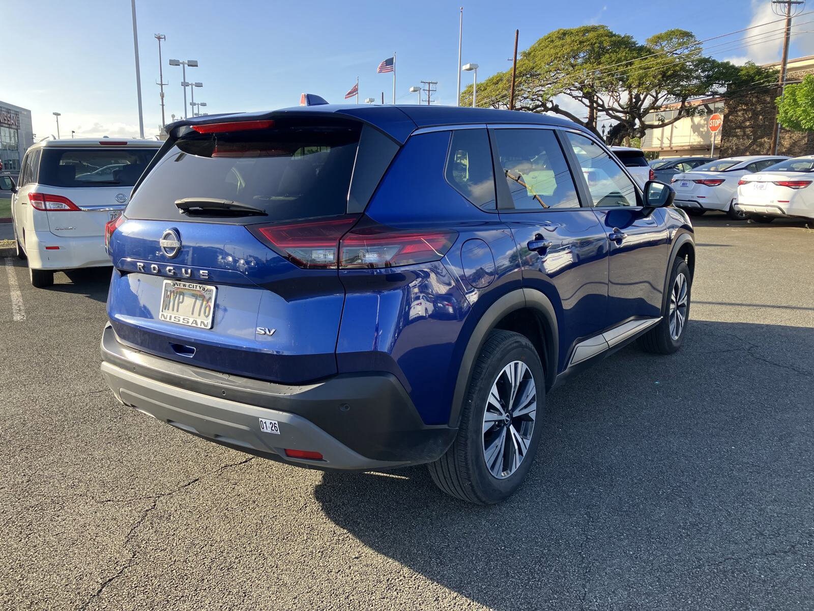 2023 Nissan Rogue SV photo 3