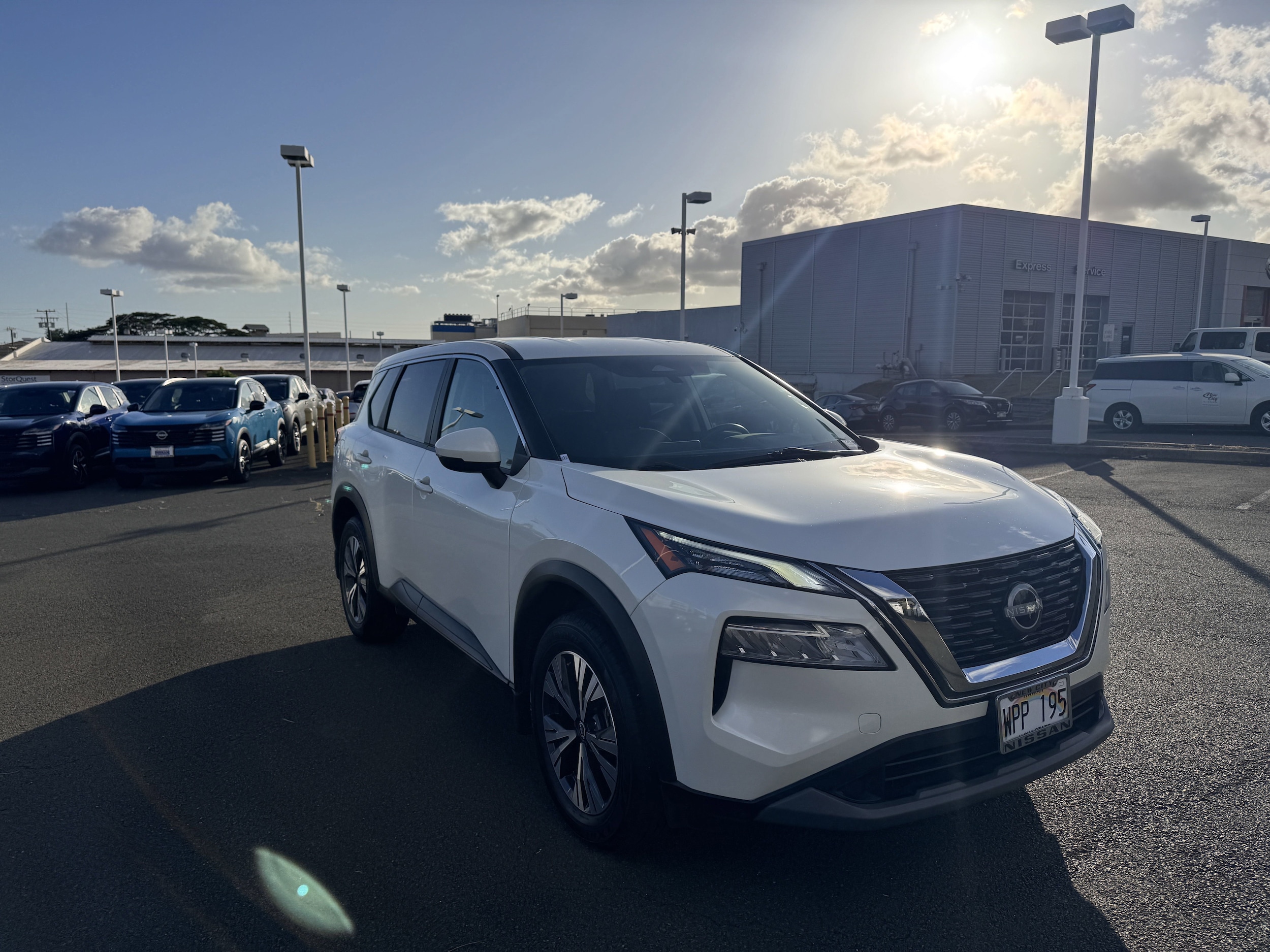 Used 2022 Nissan Rogue SV with VIN 5N1BT3BA6NC686439 for sale in Honolulu, HI