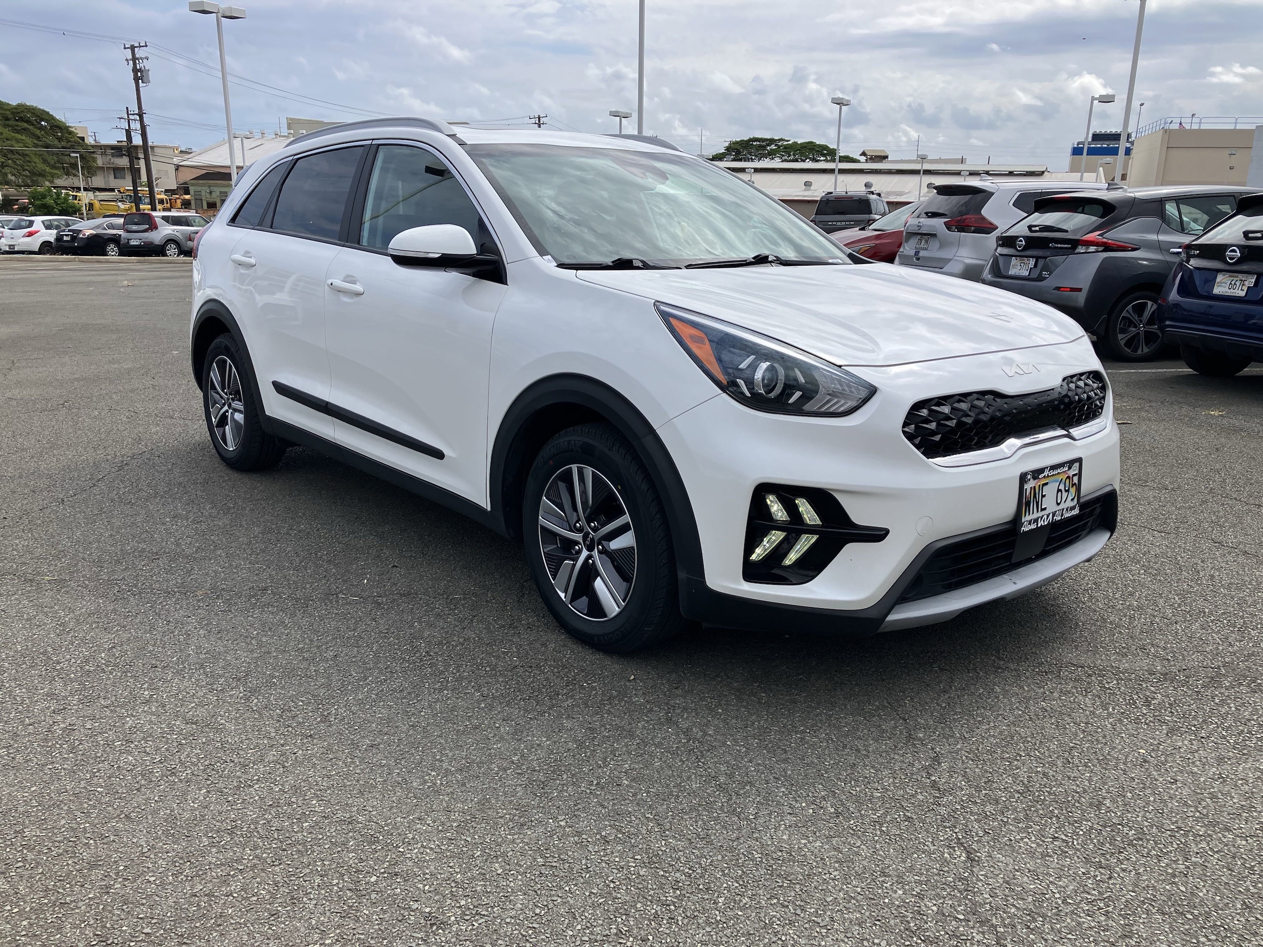 Used 2022 Kia Niro EX Premium with VIN KNDCE3LCXN5530296 for sale in Honolulu, HI