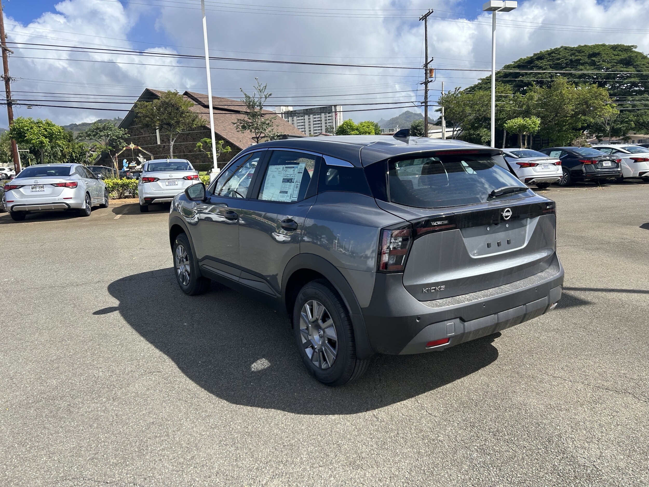 2026 Nissan Kicks S photo 3