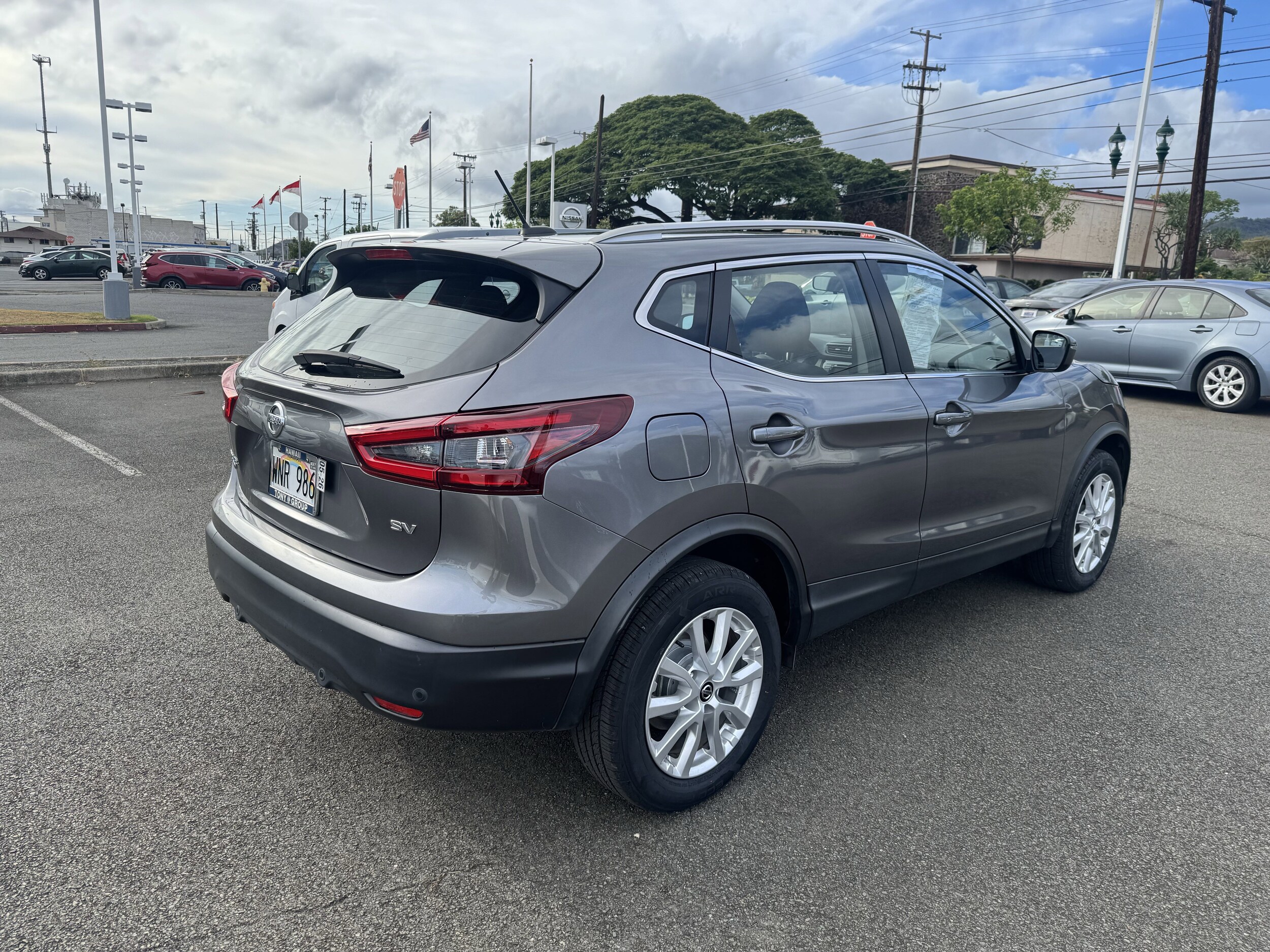 2022 Nissan Rogue Sport SV photo 3