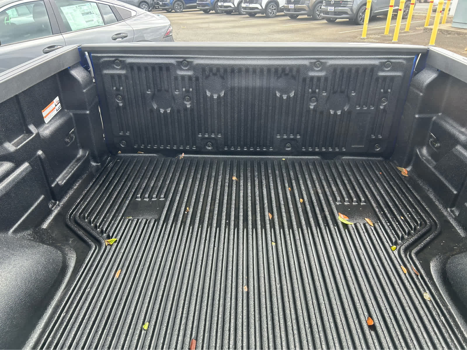 2026 Nissan Frontier SV - Photo 11