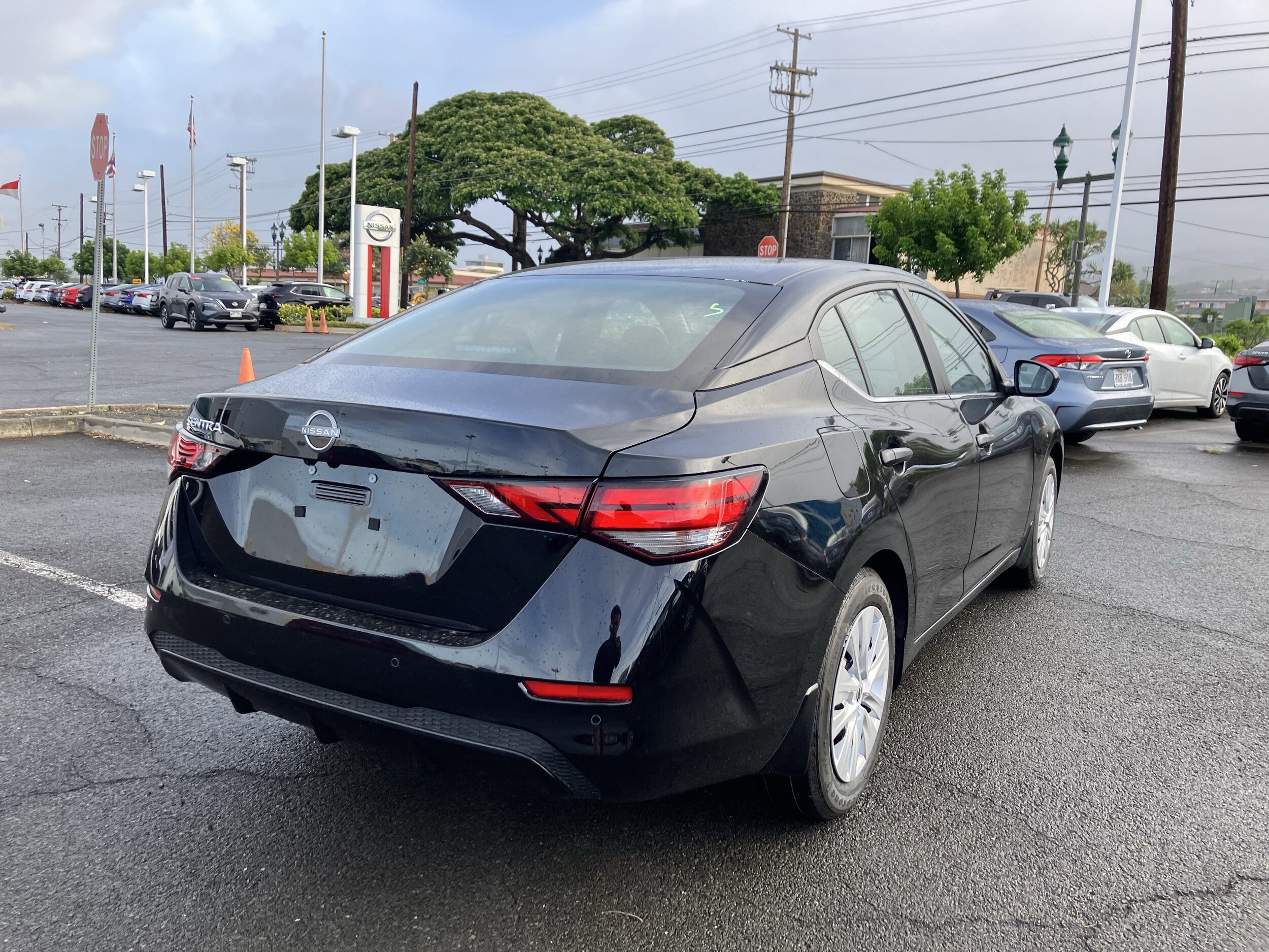 2025 Nissan Sentra S photo 3