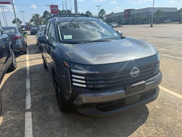 2025 Nissan Kicks 2.0 SR's photo