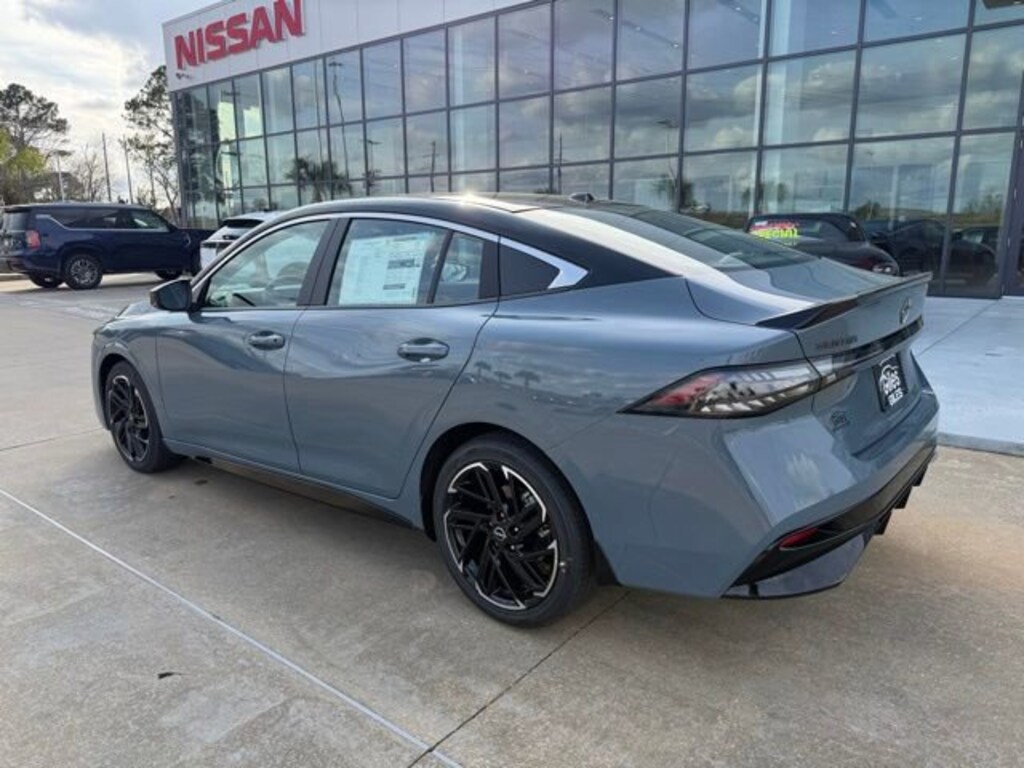 New 2026 Nissan Sentra SR Sedan