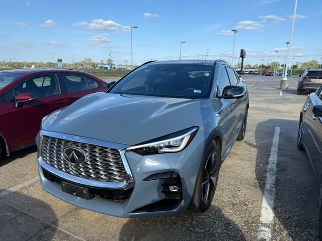 2022 INFINITI QX55 Essential