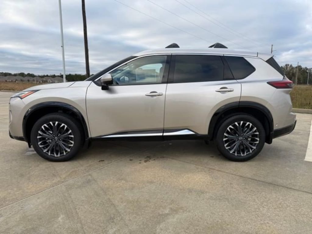 New 2026 Nissan Rogue Platinum SUV