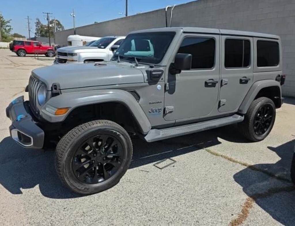 Used 2022 Jeep Wrangler Unlimited 4xe Sahara SUV