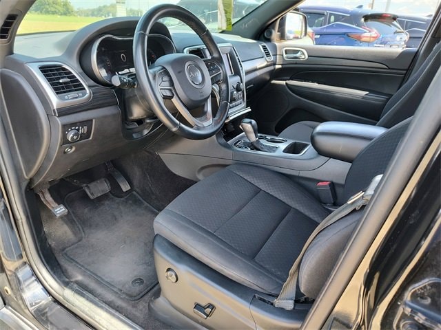 Used 2019 Jeep Grand Cherokee Laredo E with VIN 1C4RJFAG7KC608991 for sale in Opelousas, LA