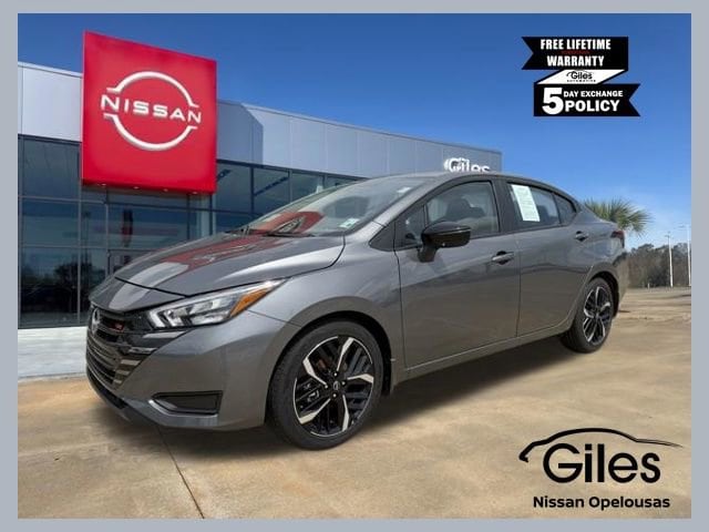 2025 Nissan Versa 1.6 SR CVT's photo
