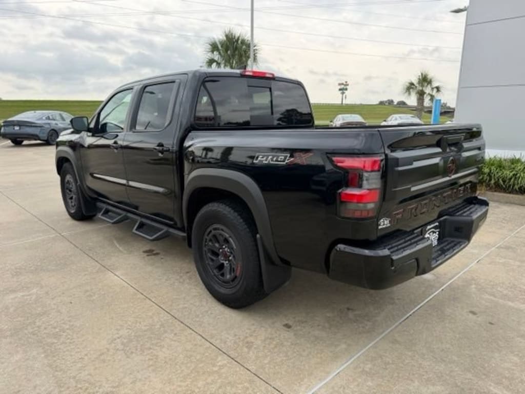 Used 2025 Nissan Frontier PRO-X Truck Crew Cab