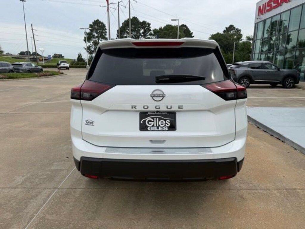 New 2026 Nissan Rogue SV SUV