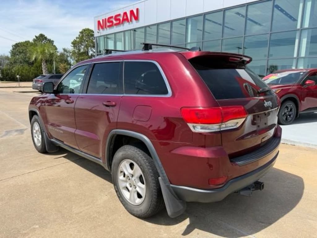 Used 2017 Jeep Grand Cherokee Laredo RWD SUV