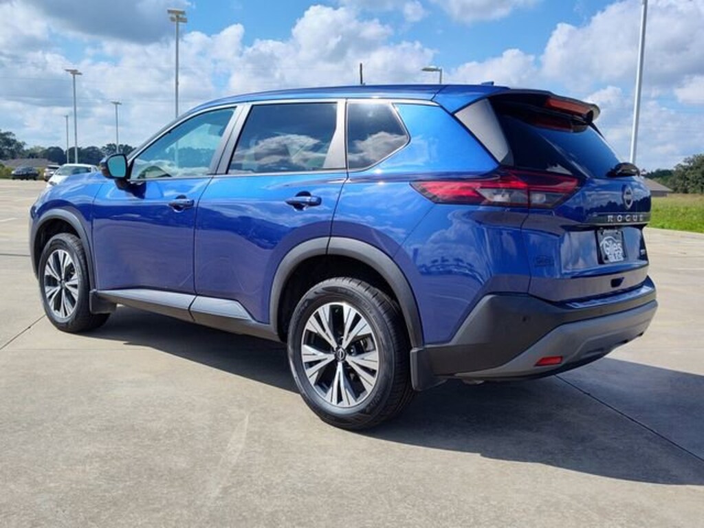 Used 2022 Nissan Rogue SV SUV