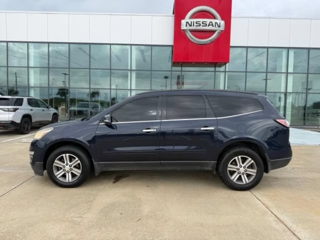Used 2017 Chevrolet Traverse LT w/2LT SUV