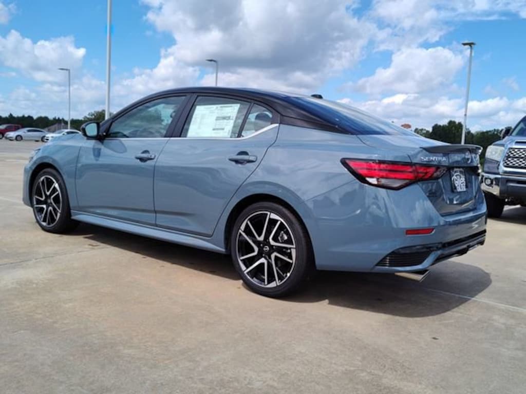 New 2025 Nissan Sentra SR Sedan