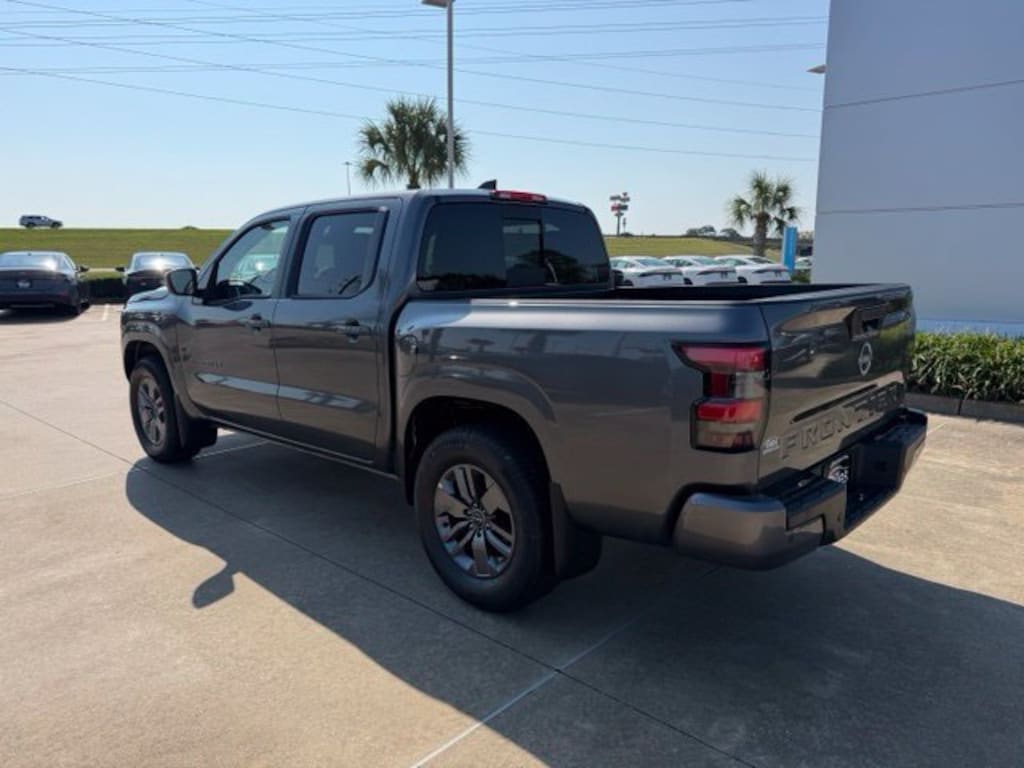New 2027 Nissan Frontier SV Truck Crew Cab