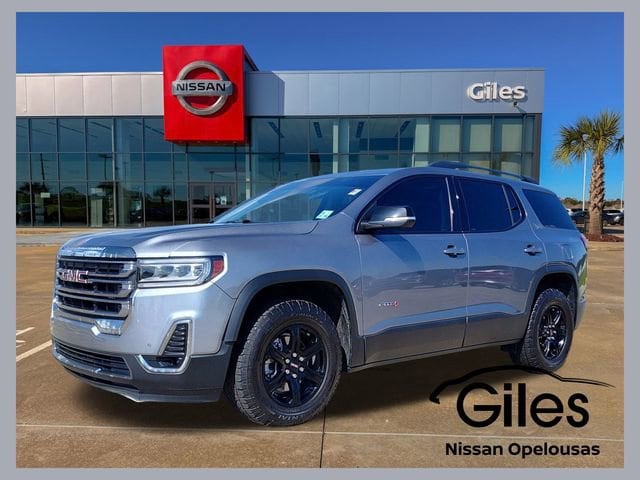 2022 GMC Acadia AT4's photo