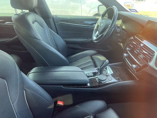 2020 Bmw 540i Sedan photo 3