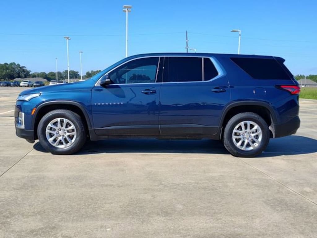 Used 2023 Chevrolet Traverse LS w/1LS SUV